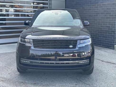 Certified 2025 Land Rover Range Rover Autobiography AWD/4WD image 2