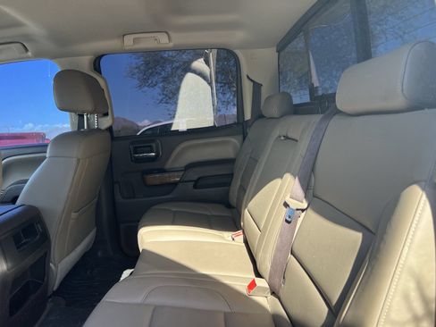 Used 2017 GMC Sierra 1500 SLT w/ SLT Premium Package AWD/4WD image 9
