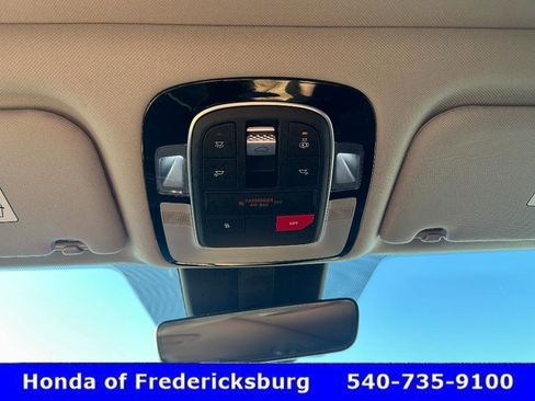 Used 2023 Hyundai Santa Fe SEL w/ Premium Package image 26