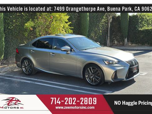 Used 2019 Lexus IS 300 F Sport w/ F Sport Package RWD image 4