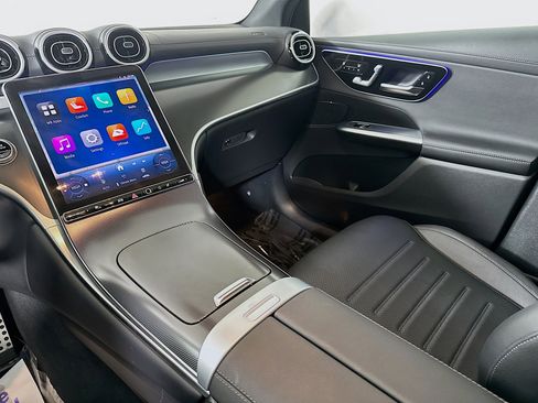 Certified 2025 Mercedes-Benz GLC 300 GLC 300 image 24