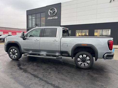 Used 2024 GMC Sierra 2500 Denali w/ Denali Reserve Package image 3