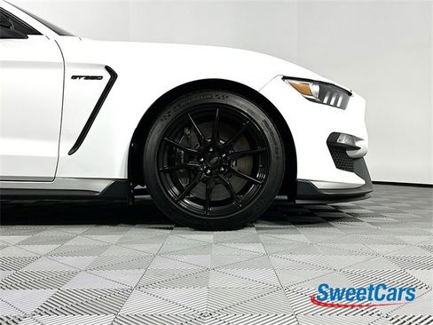 Used 2020 Ford Mustang Shelby GT350 w/ Technology Package image 44