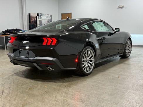 New 2026 Ford Mustang Premium image 4