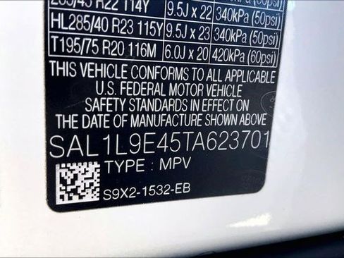 New 2026 Land Rover Range Rover Sport Dynamic SE image 8