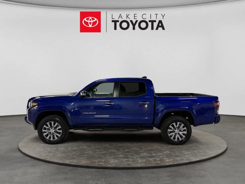 Used 2023 Toyota Tacoma Limited AWD/4WD image 3