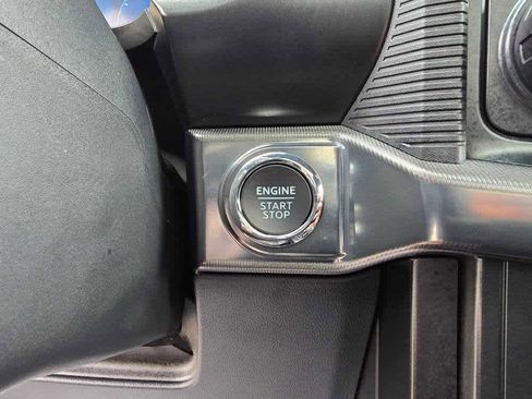 Used 2025 Ford F150 Raptor image 27