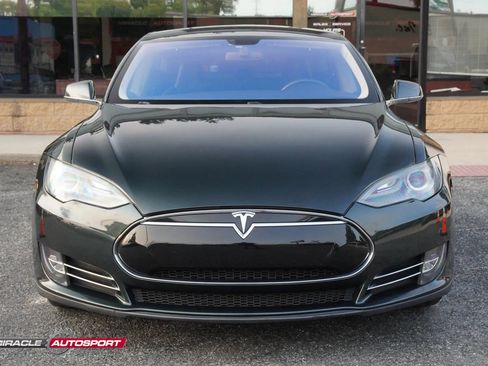Used 2014 Tesla Model S 85 image 2