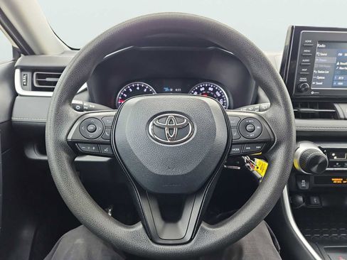 Used 2021 Toyota RAV4 LE image 25