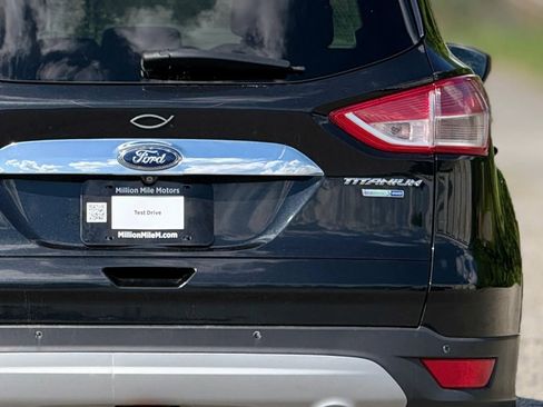 Used 2014 Ford Escape Titanium w/ Equipment Group 401A AWD/4WD image 14