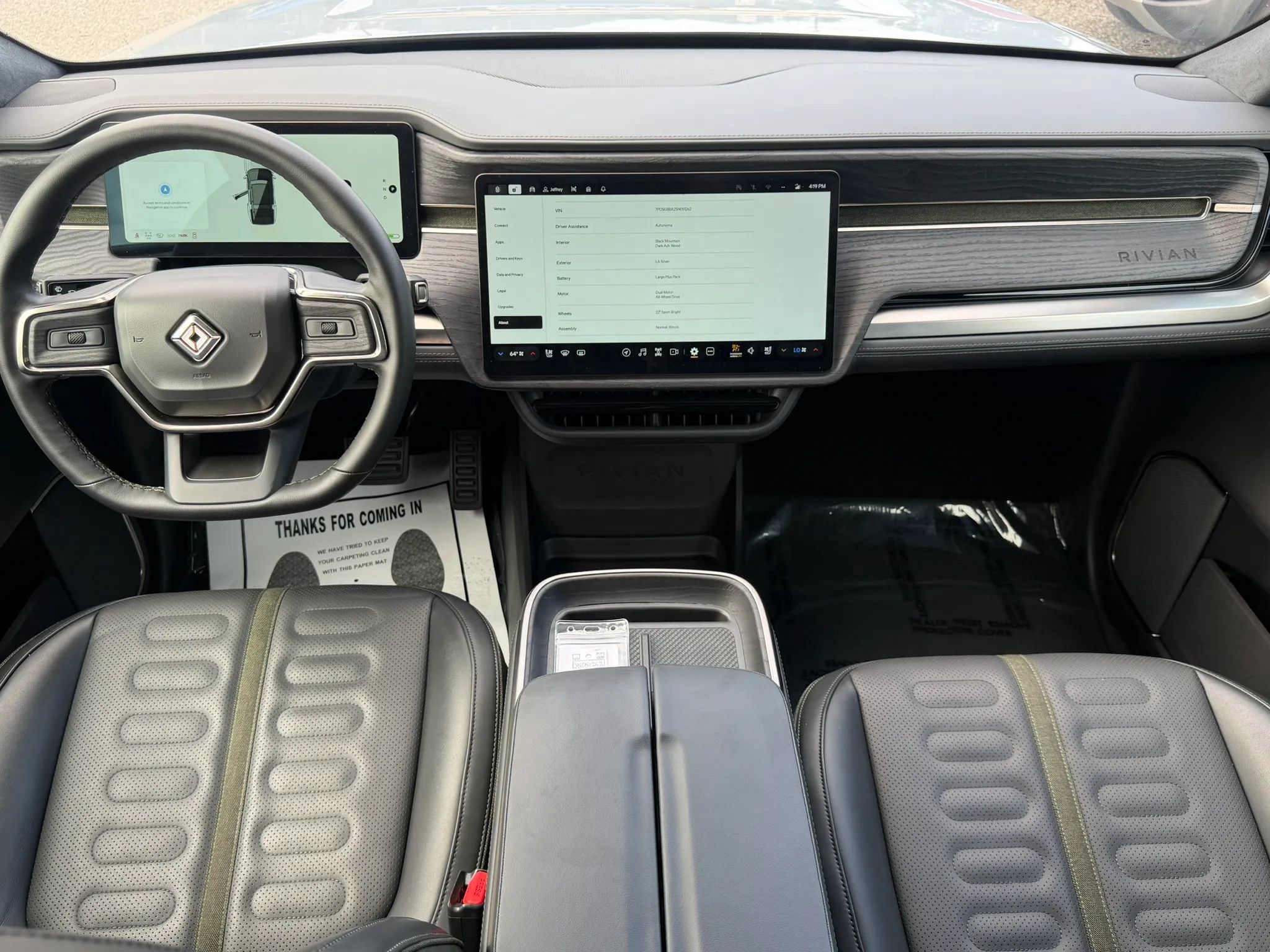 Used 2025 Rivian R1S Adventure Dual AWD/4WD image 16