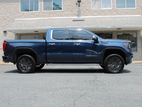 Used 2022 GMC Sierra 1500 Denali Ultimate AWD/4WD image 27