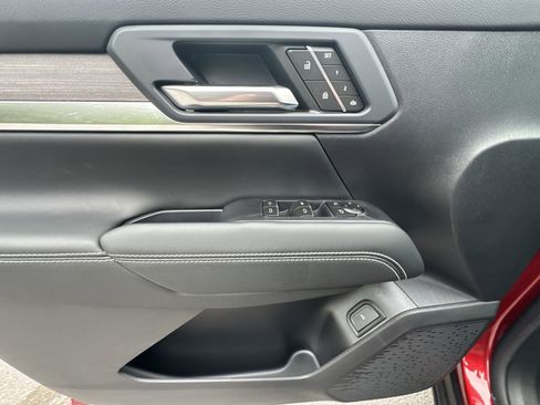 New 2026 GMC Terrain Denali AWD/4WD image 15