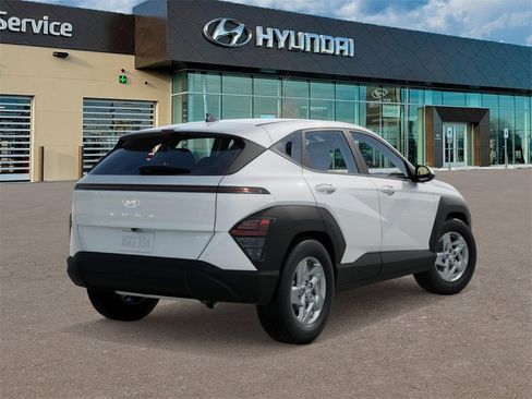 New 2026 Hyundai Kona SE image 4