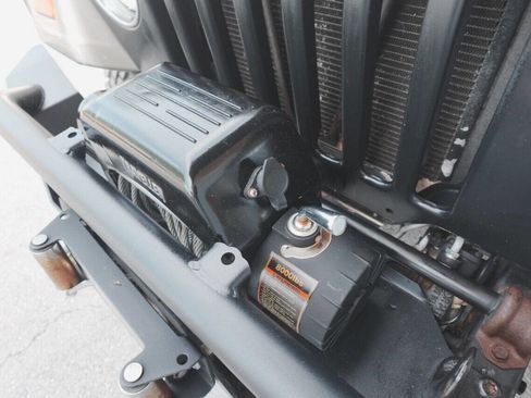 Used 2003 Jeep Wrangler X image 14