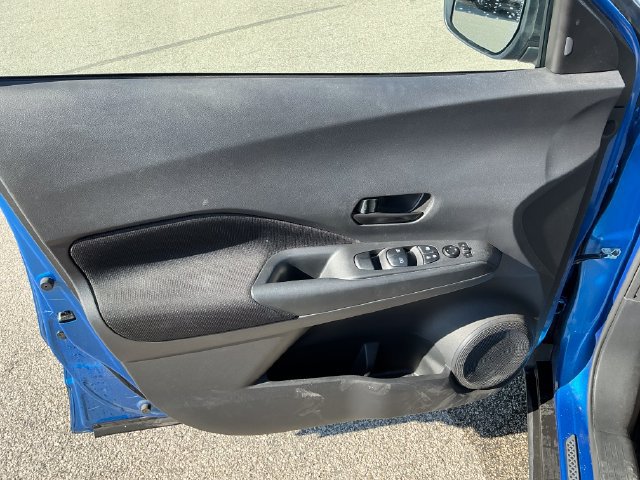 Used 2024 Nissan Kicks S w/ Interior Electronics Package FWD image 14