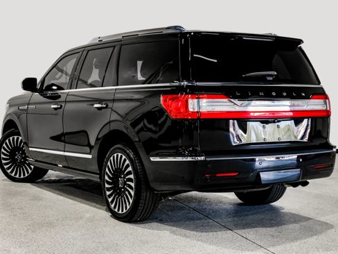 Used 2018 Lincoln Navigator Black Label image 8