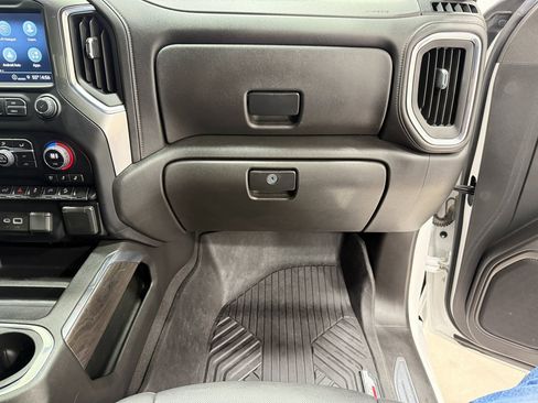 Used 2022 Chevrolet Silverado 1500 LTZ image 27