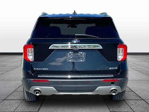 Used 2023 Ford Explorer Limited w/ Equipment Group 301A AWD/4WD image 4