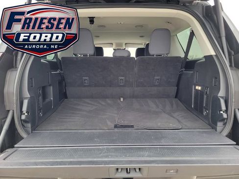 Used 2025 Ford Expedition Max Active AWD/4WD image 29
