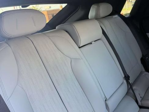 Certified 2024 Cadillac Lyriq Luxury AWD/4WD image 25