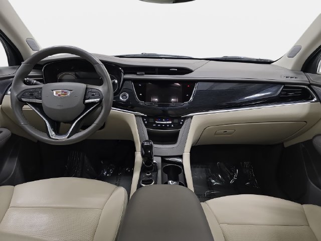 Used 2024 Cadillac XT6 Premium Luxury w/ LPO, Floor Liner Package AWD/4WD image 9