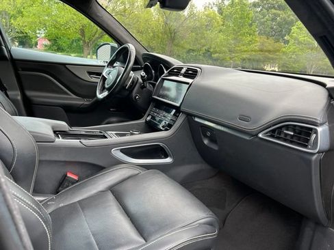 Used 2020 Jaguar F-PACE S AWD/4WD image 21