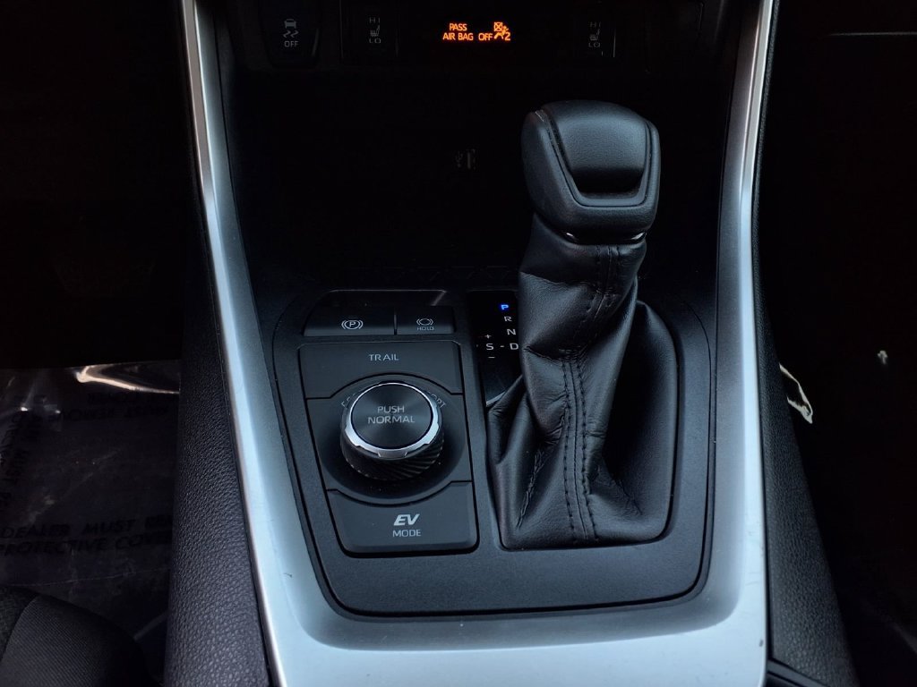 Certified 2023 Toyota RAV4 XLE w/ Convenience Package AWD/4WD image 14