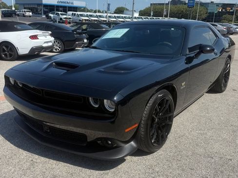 Used 2023 Dodge Challenger R/T Scat Pack w/ 1320 Plus Group RWD image 3