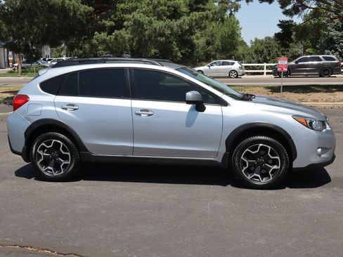 Used 2014 Subaru Crosstrek 2.0i Premium AWD/4WD image 3
