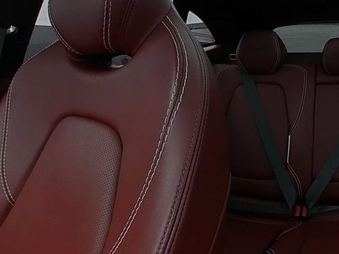 Used 2021 Aston Martin DBX AWD/4WD image 26