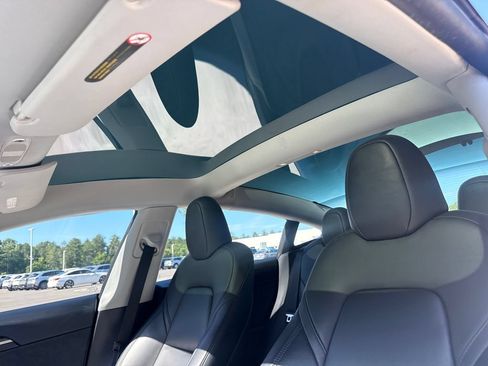 Used 2023 Tesla Model 3 Performance AWD/4WD image 31