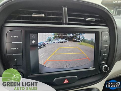 Used 2022 Kia Soul LX FWD image 14