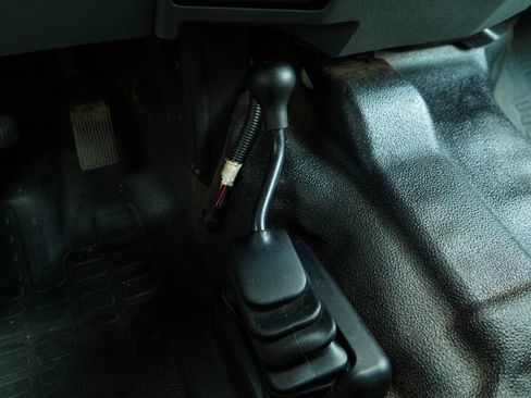 Used 2015 Ford F250 XL AWD/4WD image 26