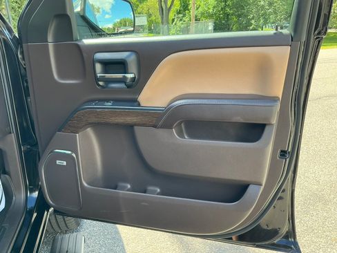 Used 2017 GMC Sierra 1500 Denali w/ Denali Ultimate Package AWD/4WD image 28