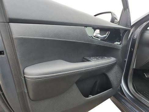 Certified 2023 Kia Forte GT-Line w/ GT-Line Technology Package image 18