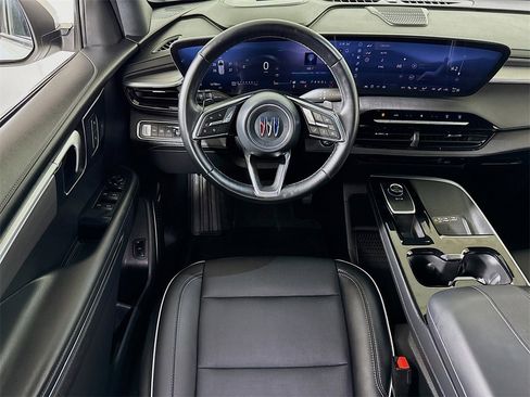 Certified 2025 Buick Enclave Preferred image 21