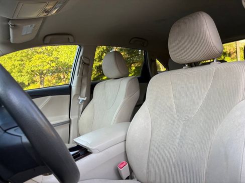 Used 2013 Toyota Venza LE FWD image 10