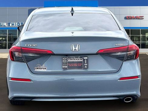 Used 2022 Honda Civic Sport image 5