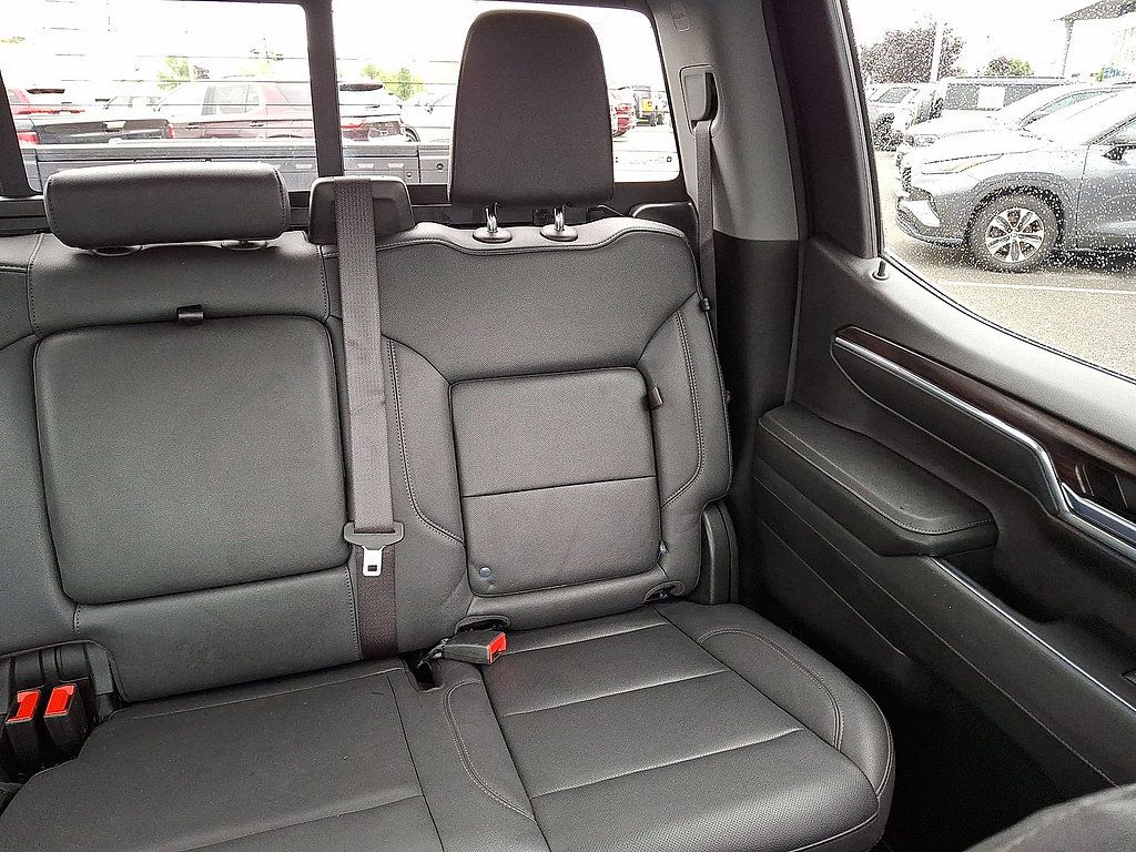 Used 2024 GMC Sierra 1500 SLT w/ SLT Convenience Package AWD/4WD image 14