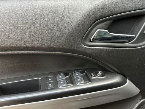 Used 2019 Chevrolet Colorado LT w/ Colorado RST Special Edition image 10