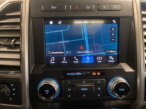 Used 2019 Ford F250 Platinum w/ Platinum Ultimate Package AWD/4WD image 22