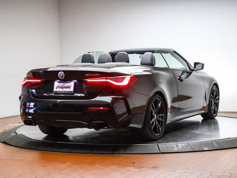 Used 2023 BMW M440i Convertible w/ Premium Package image 7