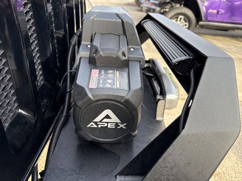 Used 2022 Jeep Wrangler Unlimited Sport image 16