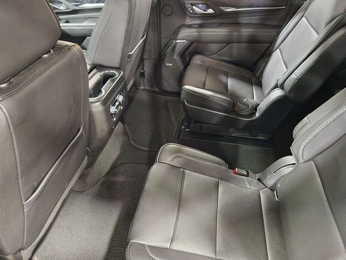Used 2022 GMC Yukon Denali w/ Denali Premium Package AWD/4WD image 53