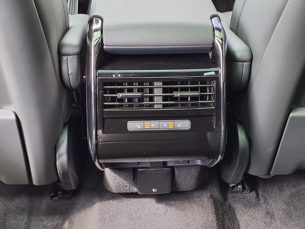 New 2026 Land Rover Range Rover Sport Dynamic SE AWD/4WD image 24