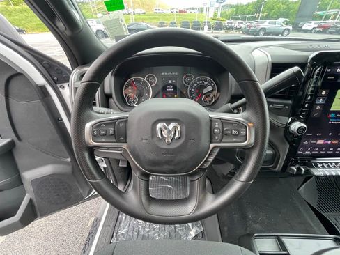 New 2025 RAM 2500 Tradesman image 32