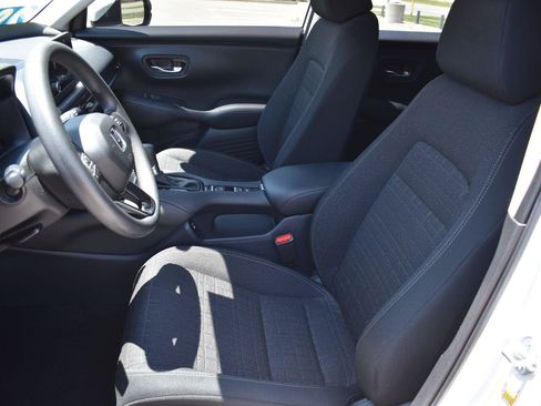 Used 2024 Honda HR-V LX image 20
