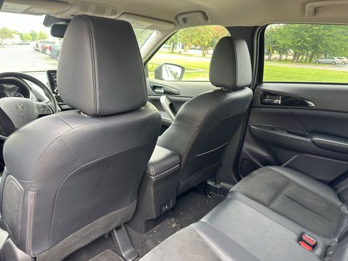 Used 2024 Mitsubishi Eclipse Cross SE AWD/4WD image 17