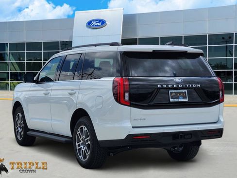 New 2026 Ford Expedition Active AWD/4WD image 4